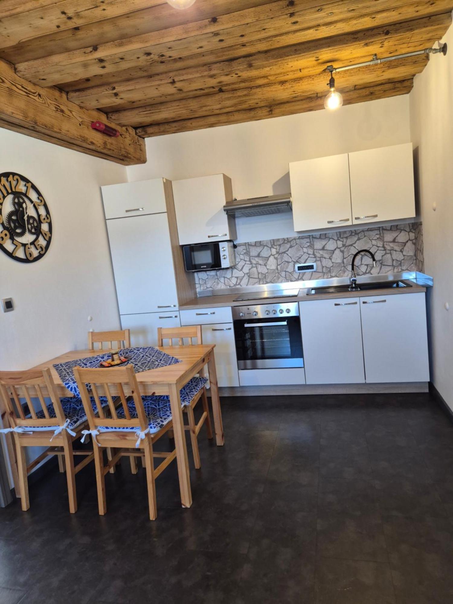 Apartmaji Pr'Pisk Бохинийска Бела Екстериор снимка